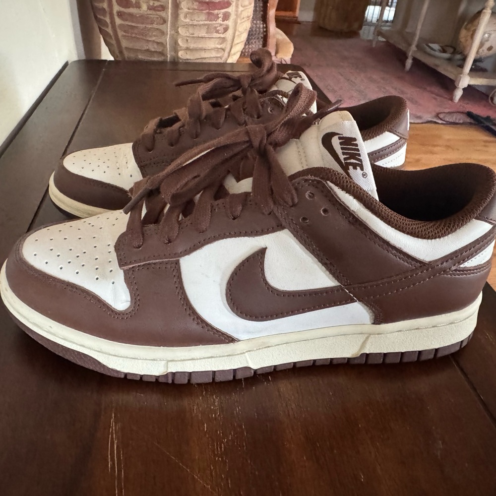 Nike Women's Brown and White Low-Top Sneakers